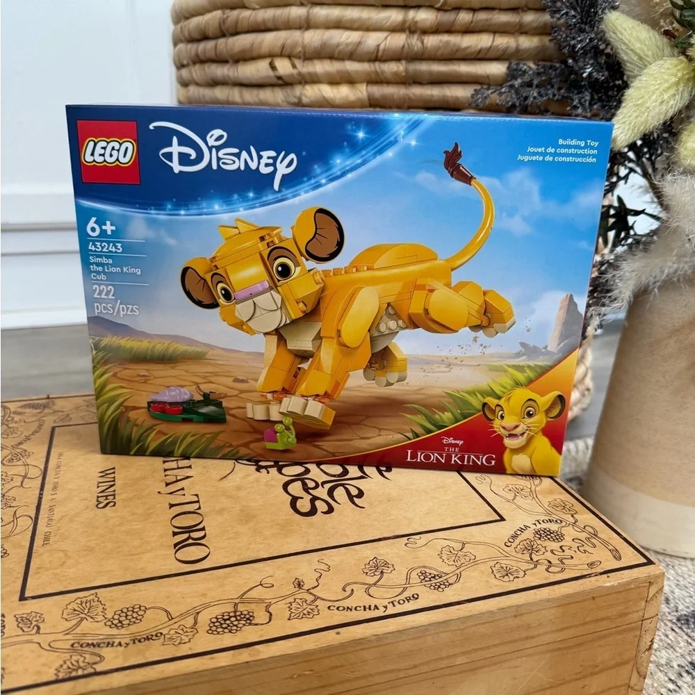 New LEGO X Disney Simba the Lion King Cub LEGO Set Ages 6+ Building Toy